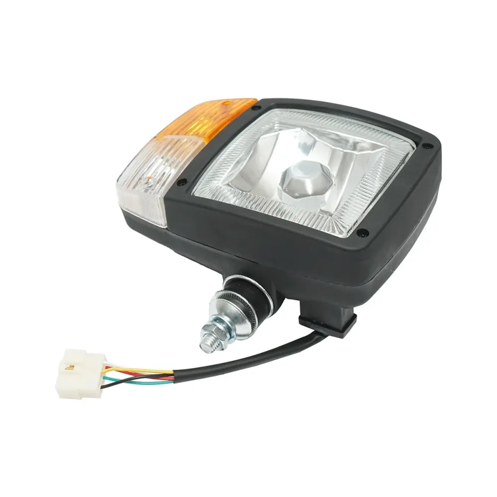 Комплект лампи тип фар със сигнализация, десен и ляв 24V HR--022 Breckner Germany