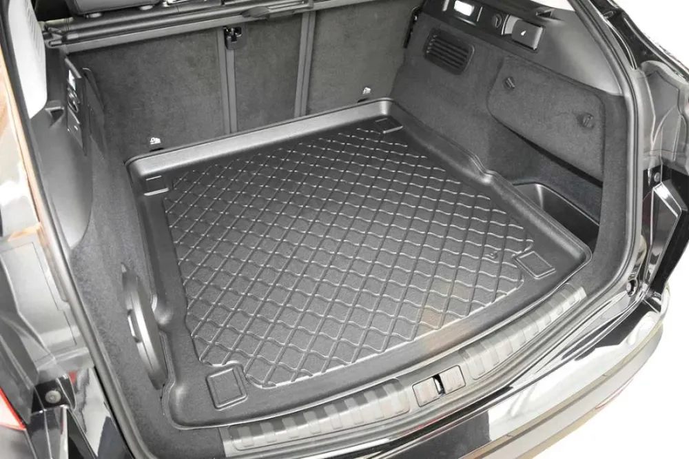 Гумирана стелка за багажник за Alfa Romeo Stelvio (2017+) (Type 949) / without subwoofer
