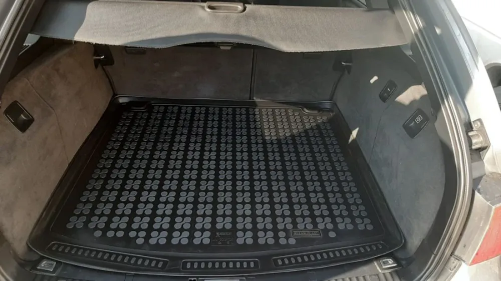 ГУМЕНА СТЕЛКА ЗА БАГАЖНИК ЗА BMW 5 E61 (2004 - 2010) COMBI - REZAW PLAST