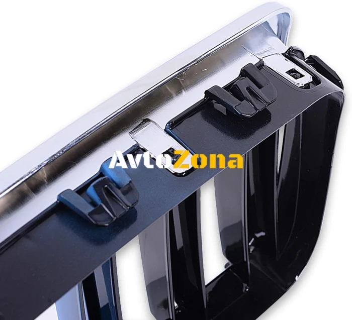 Двойни Решетки за BMW F10 / F11 (2010+) с Три Цвята и Хром рамка