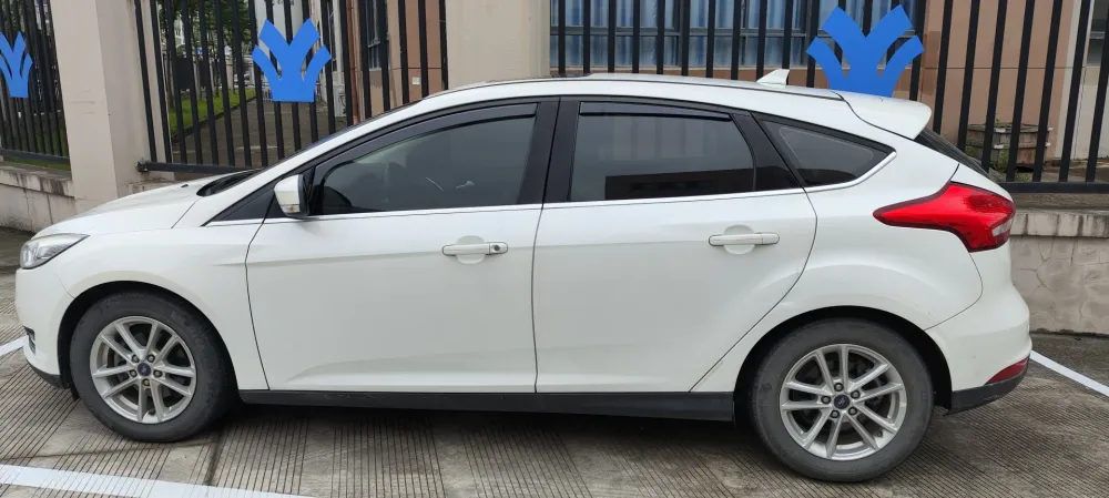 Комплект от 4бр. ветробрани за FORD FOCUS MK3 4/5 врати 2011-2018