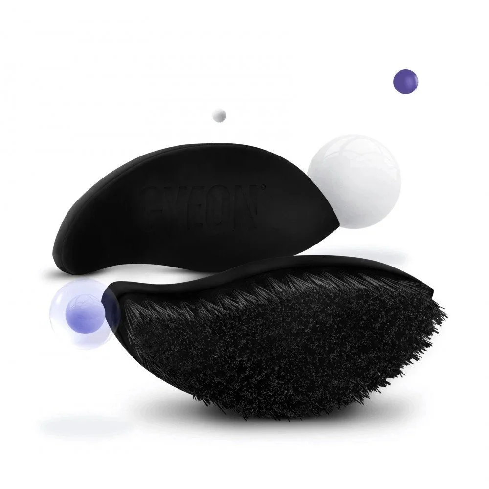Четка за гуми Gyeon Q2M