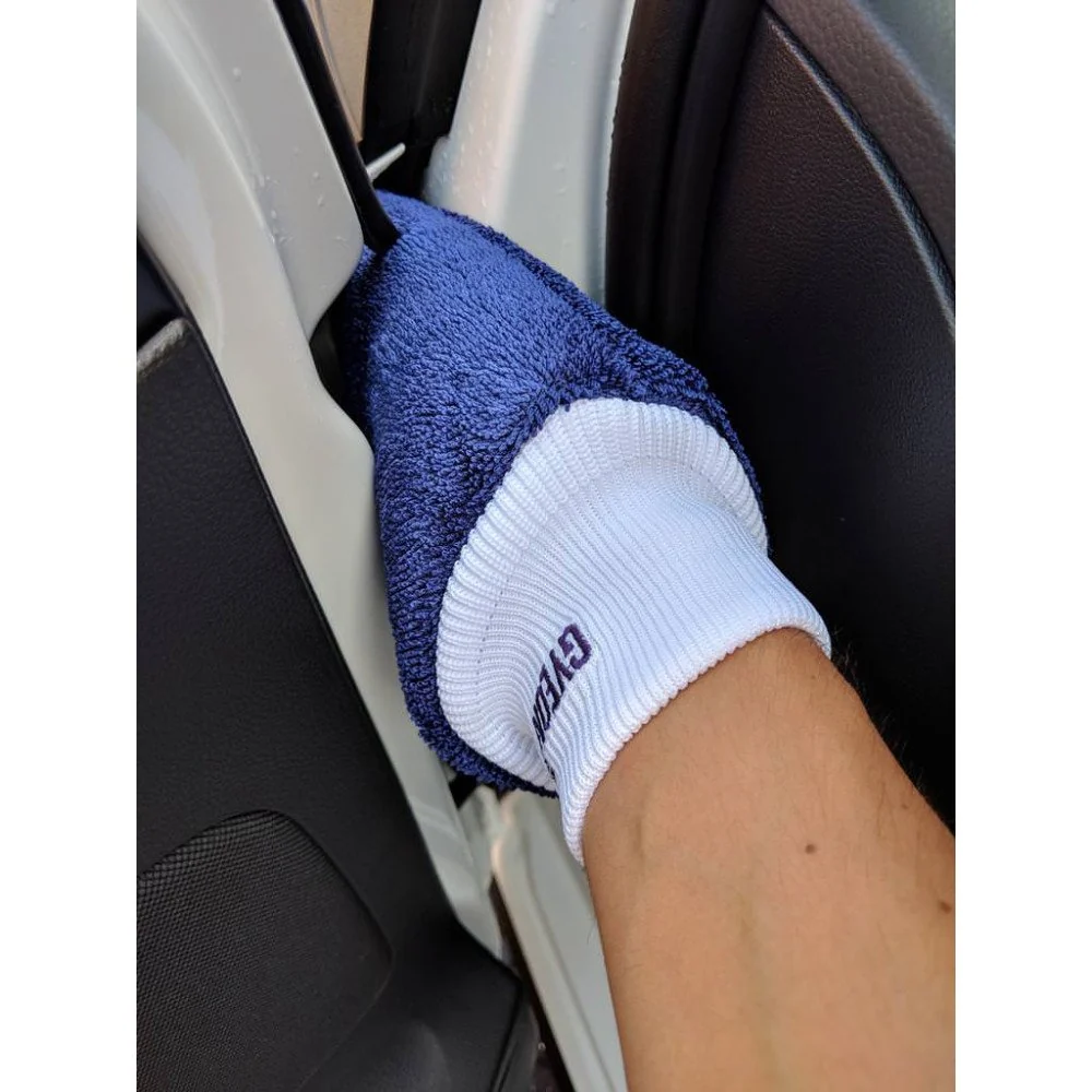 Ръкавица за миене Gyeon Q2M SilkMitt Evo