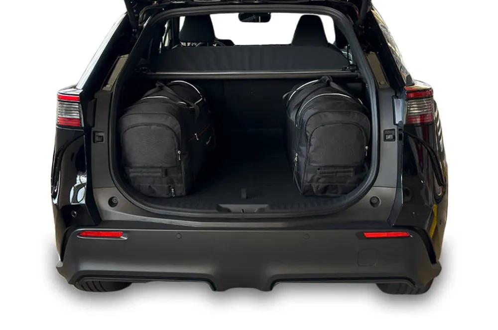 TOYOTA BZ4X 2022+ КОМПЛЕКТ ЧАНТИ ЗА АВТОМОБИЛ 3 БР Kjust