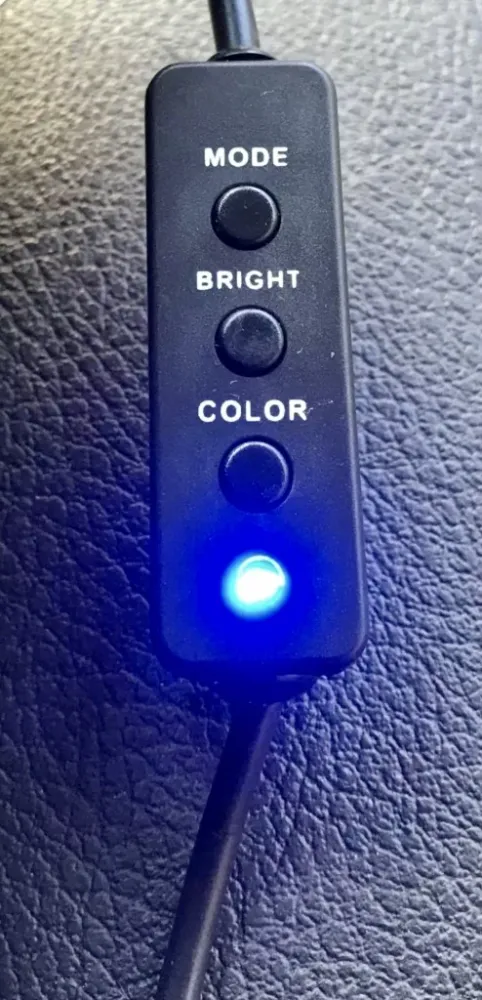 ЛЕД LED Светодиодно осветление за ароматизатор POPPY със RGB 7 различни цвята 12V - 24V с USB