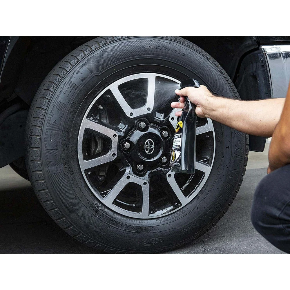 Безводен препарат за почистване на джанти и гуми Meguiar's Ultimate, 709 мл