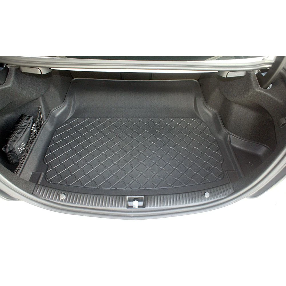 Гумирана стелка за багажник за Mercedes C-Class W205 (2014+) Sedan back seat leaning forward (foldable); right wing remova...