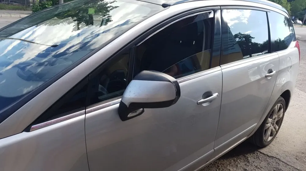 ВЕТРОБРАНИ ЗА PEUGEOT 3008 / 5008 (2017+) 2БР. ПРЕДНИ