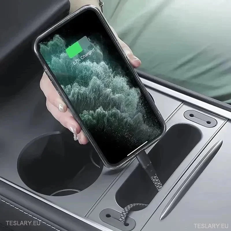 Организатор на централната конзола Tesla 3/Y