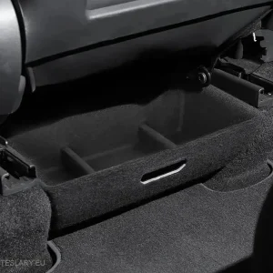 Tesla Model Y Организатори на чекмеджета отпред и задна седалка