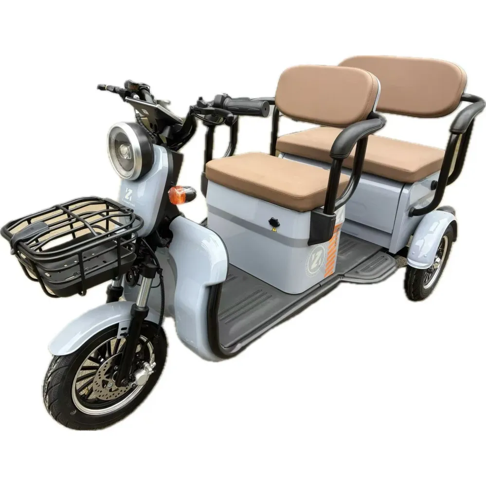 Triciclu Electric V6, Saige, Fara Permis, cu Doua Locuri, Motor 1800W, Baterie 72V24Ah, Autonomie 60km, 220x88x105 cm, Vit...