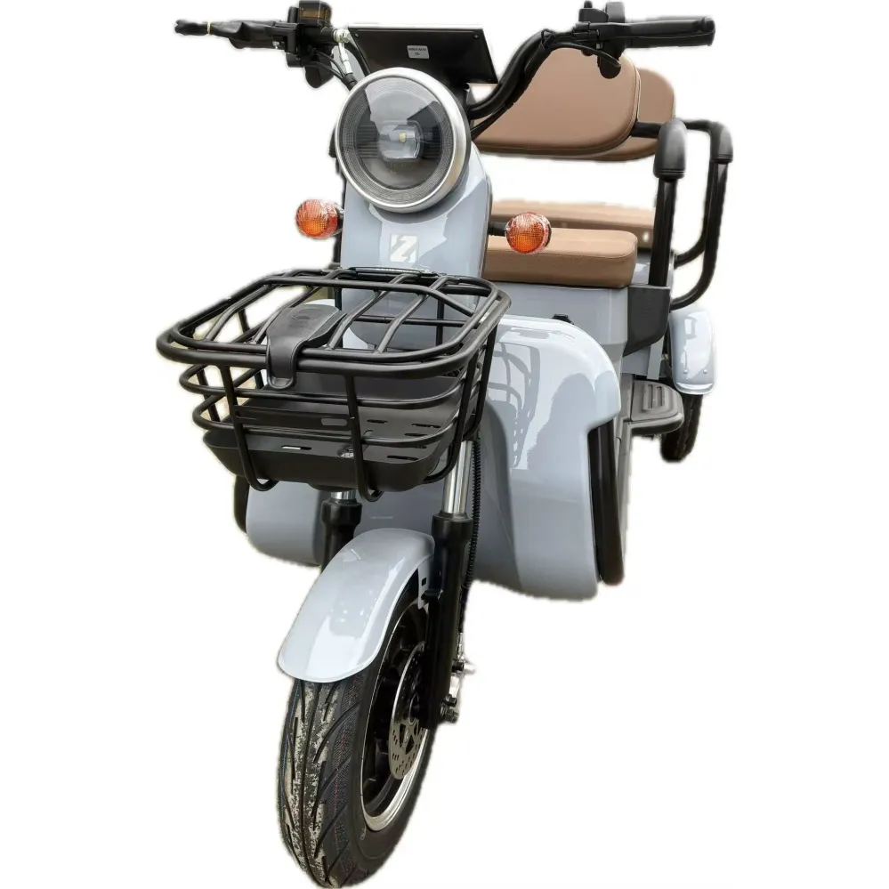 Triciclu Electric V6, Saige, Fara Permis, cu Doua Locuri, Motor 1800W, Baterie 72V24Ah, Autonomie 60km, 220x88x105 cm, Vit...