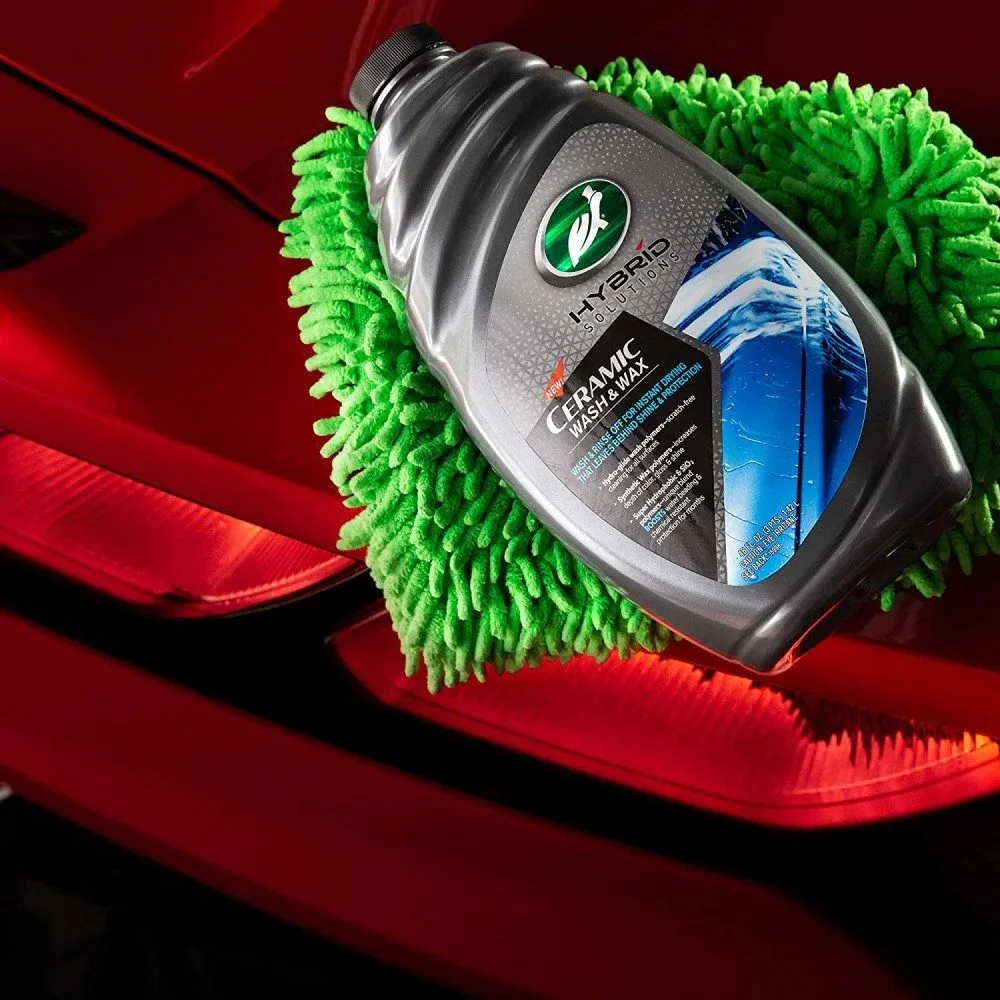 Шампоан за кола Turtle Wax Ceramic Wash and Wax, 1.42L